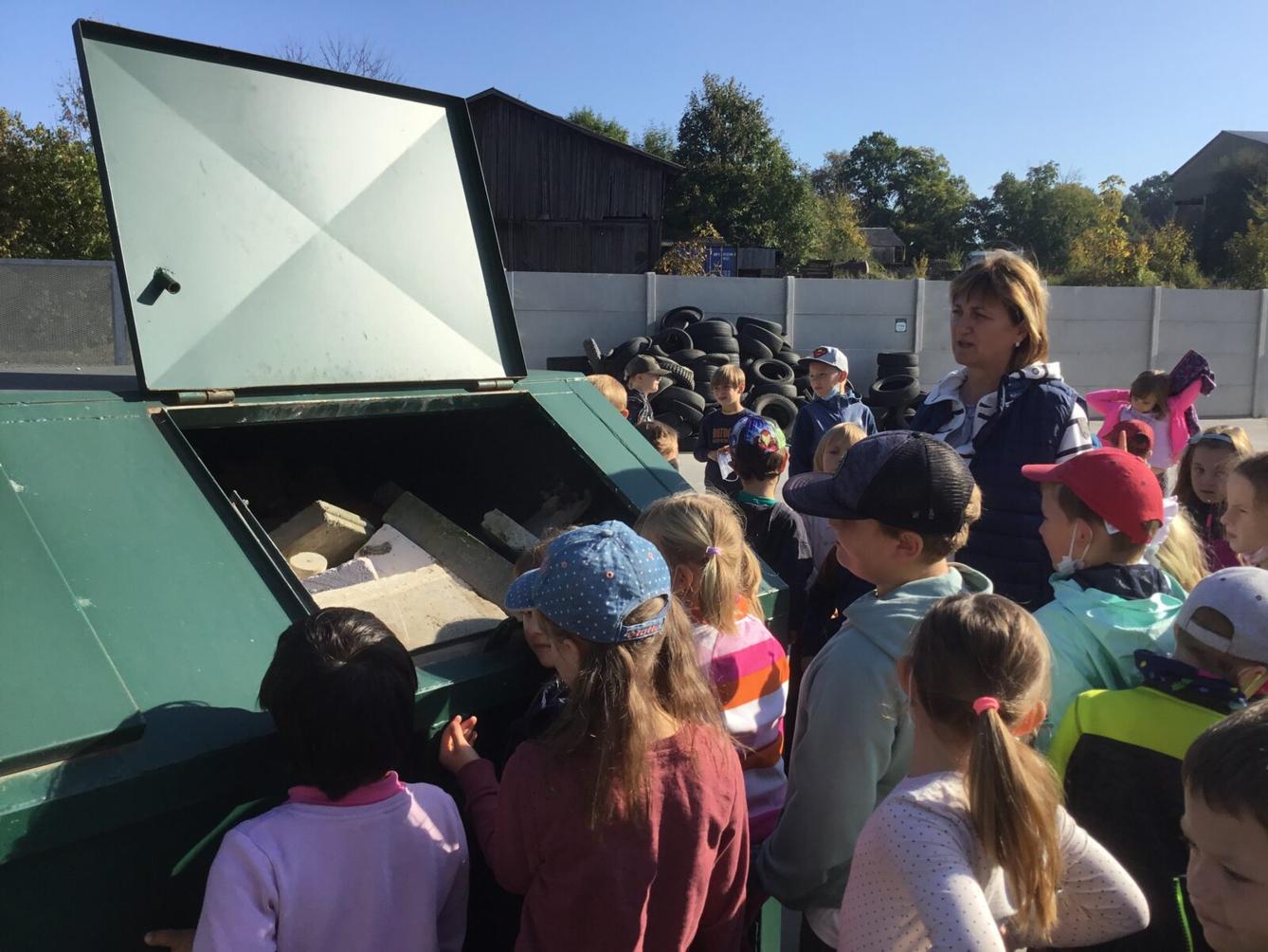 Exkurze žáků 1. stupně ve sběrném dvoře - 10