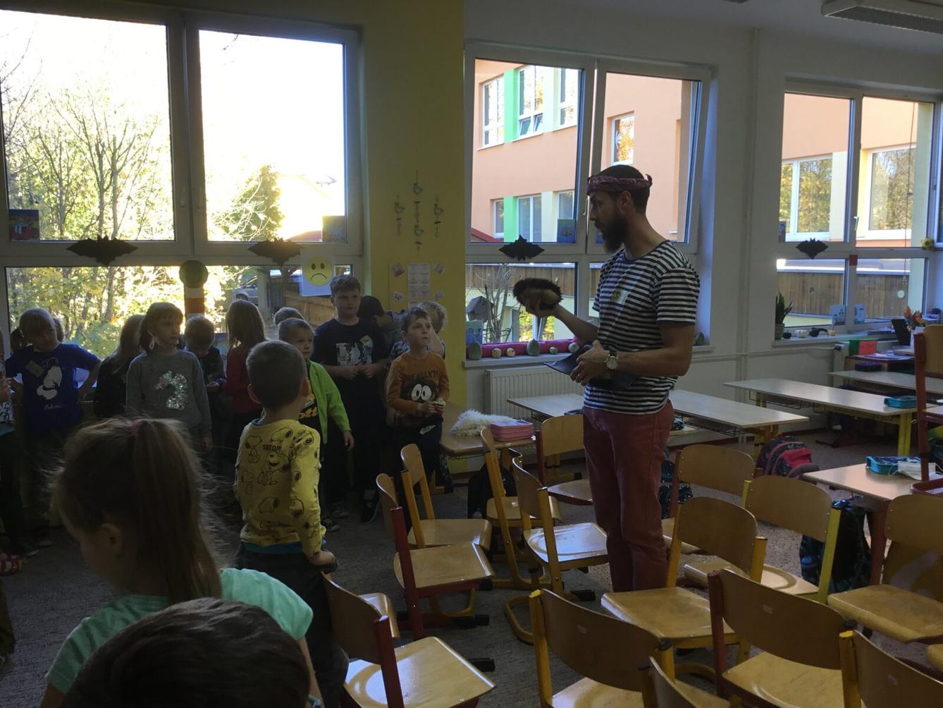 Přírodní úprava zahrady u ZŠ - 2