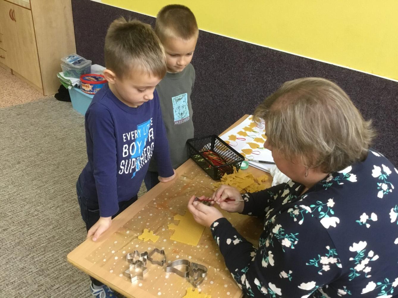 Tvoření na vánoční jarmark v 1. třídě - 7