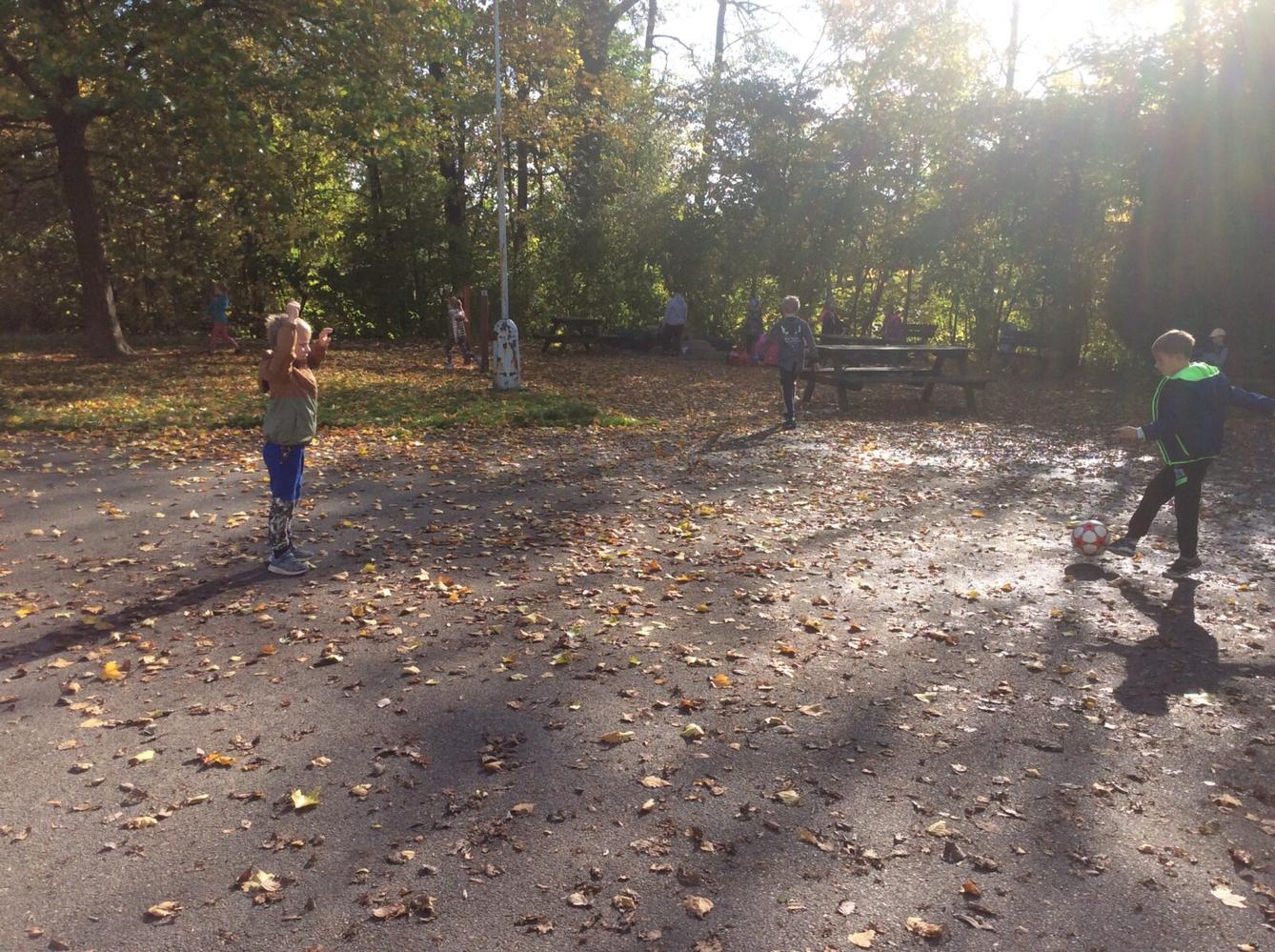 DRAKIÁDA družinek a Říjen ve 2. oddělení - 16