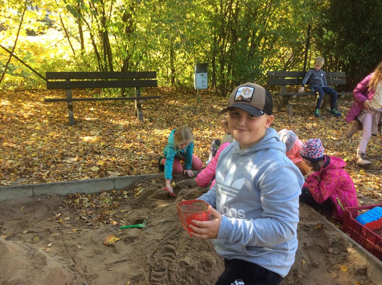DRAKIÁDA družinek a Říjen ve 2. oddělení - 23