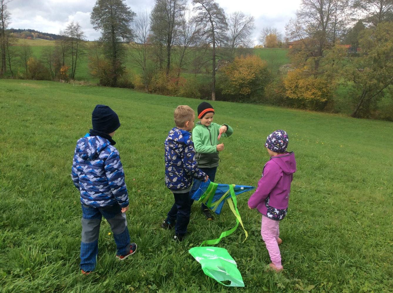 DRAKIÁDA družinek a Říjen ve 2. oddělení - 29