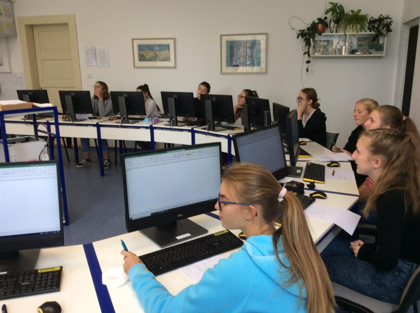 Projektový den na Gymnáziu ÚO - 24