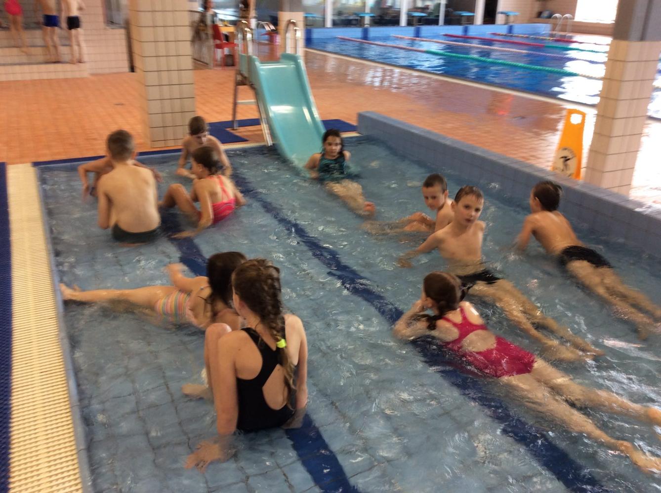 2.A a 2.B zdraví z plavání - 16