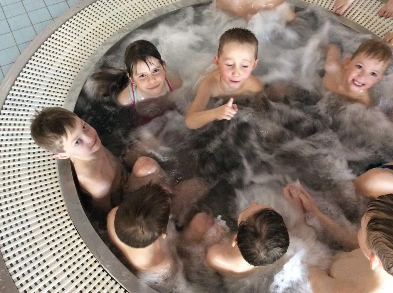 2.A a 2.B zdraví z plavání - 20