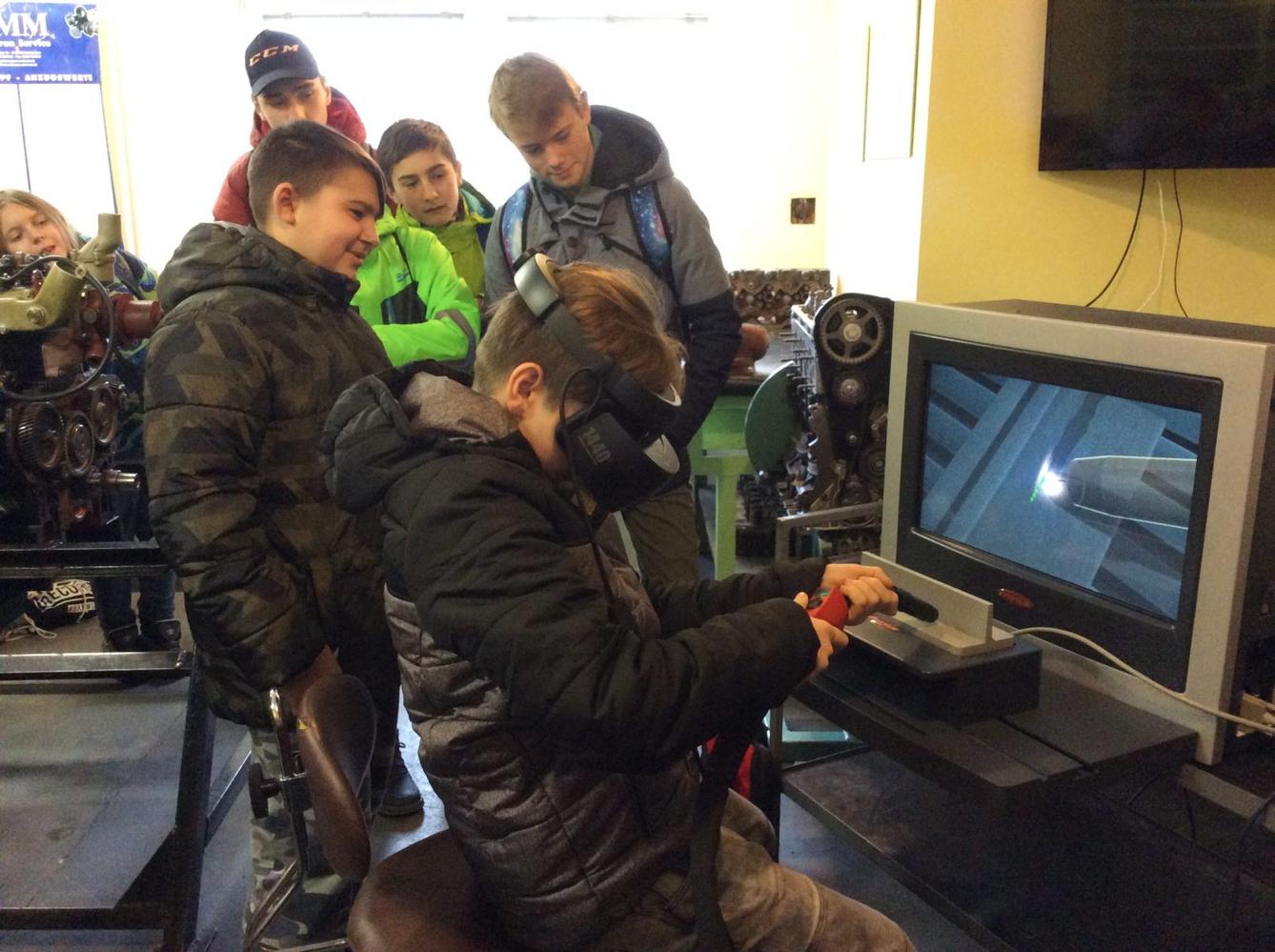 Osmáci na TECHNOhrátkách v Litomyšli - 1