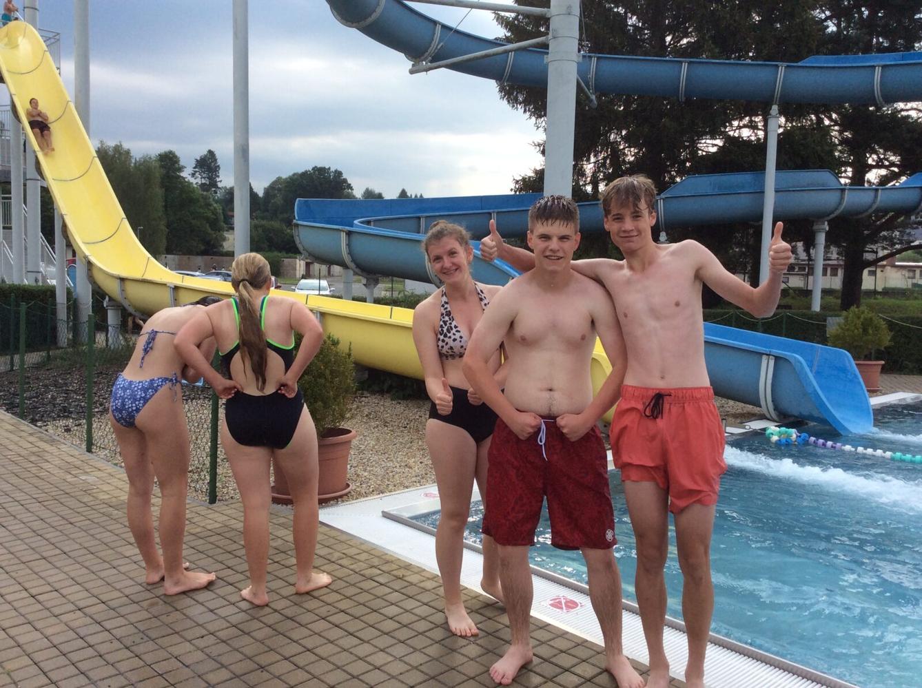 Závěr školního roku v aquaparku - 1