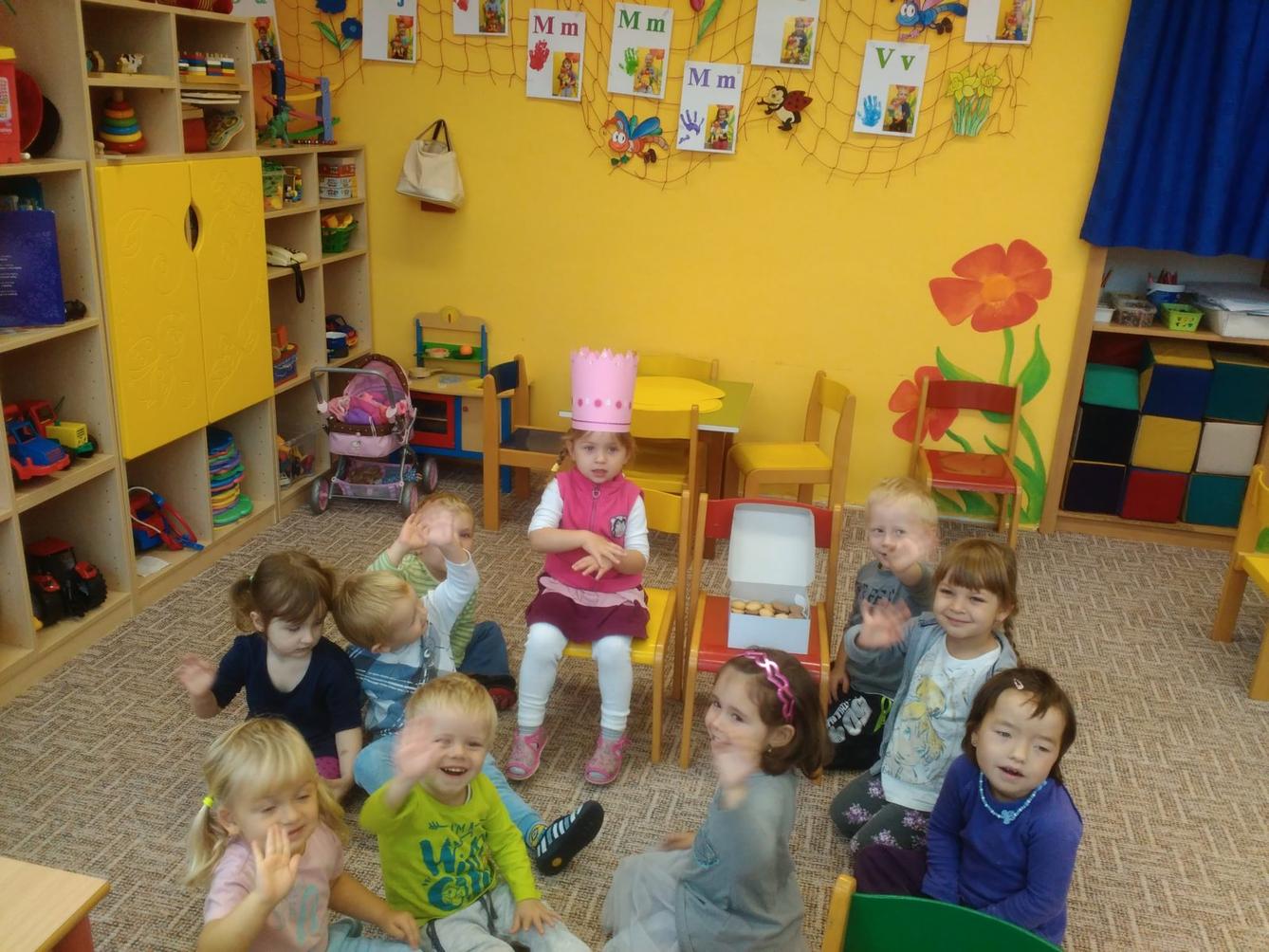 Broučci slaví: Anička měla narozeniny - 3