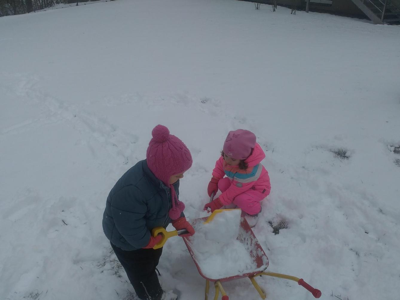 "ZIMNÍ RADOVÁNKY" - 16