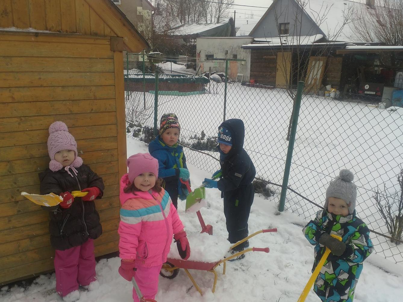 "ZIMNÍ RADOVÁNKY" - 27