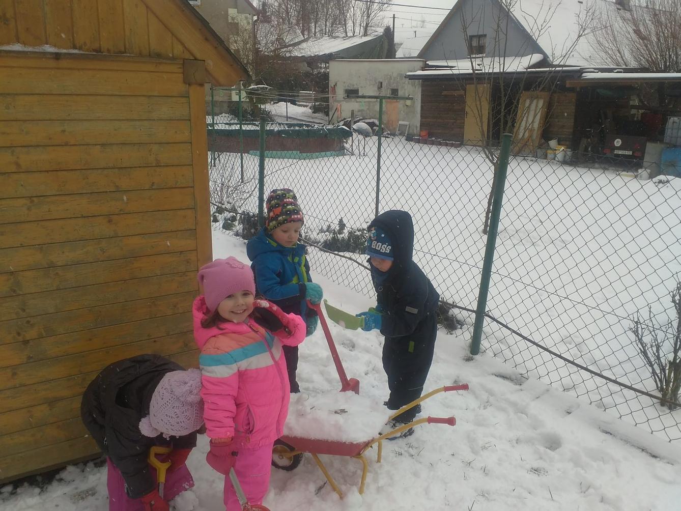 "ZIMNÍ RADOVÁNKY" - 30