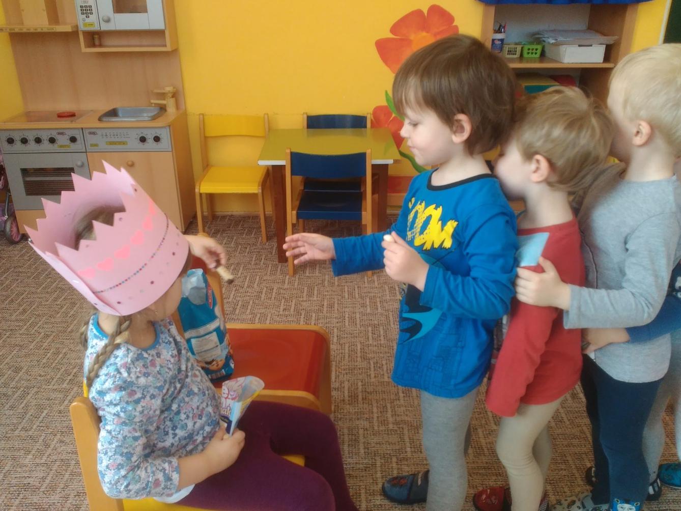 Broučci slaví: Agátka měla narozeniny - 15