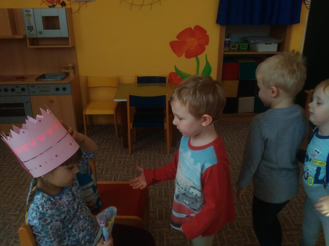 Broučci slaví: Agátka měla narozeniny - 16