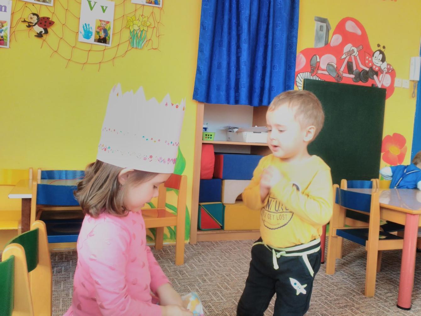 Broučci slaví: Mirunka měla narozeniny - 6