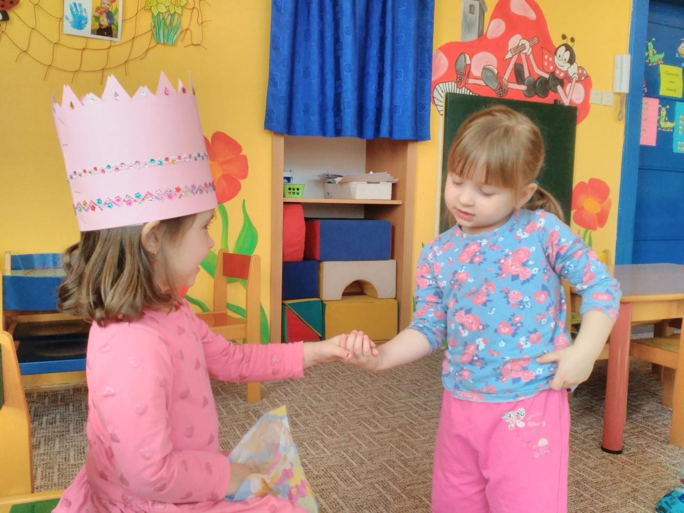 Broučci slaví: Mirunka měla narozeniny - 9