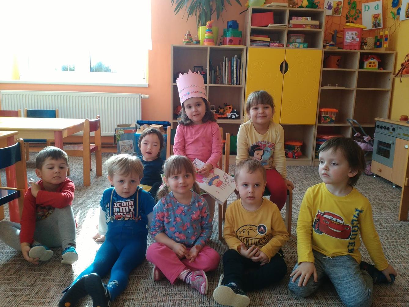 Broučci slaví: Mirunka měla narozeniny - 16