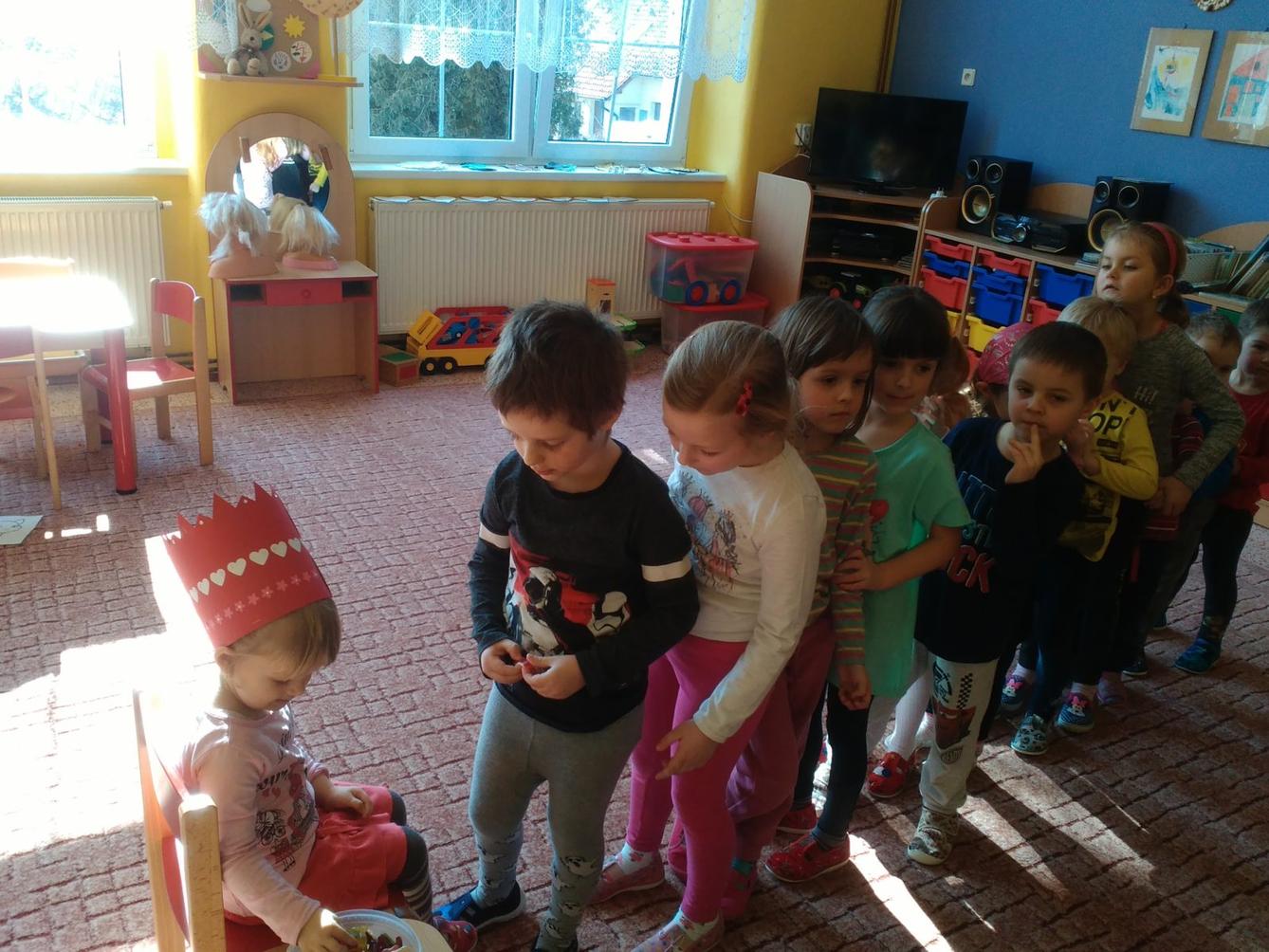 Broučci slaví: Lucinka měla narozeniny - 6