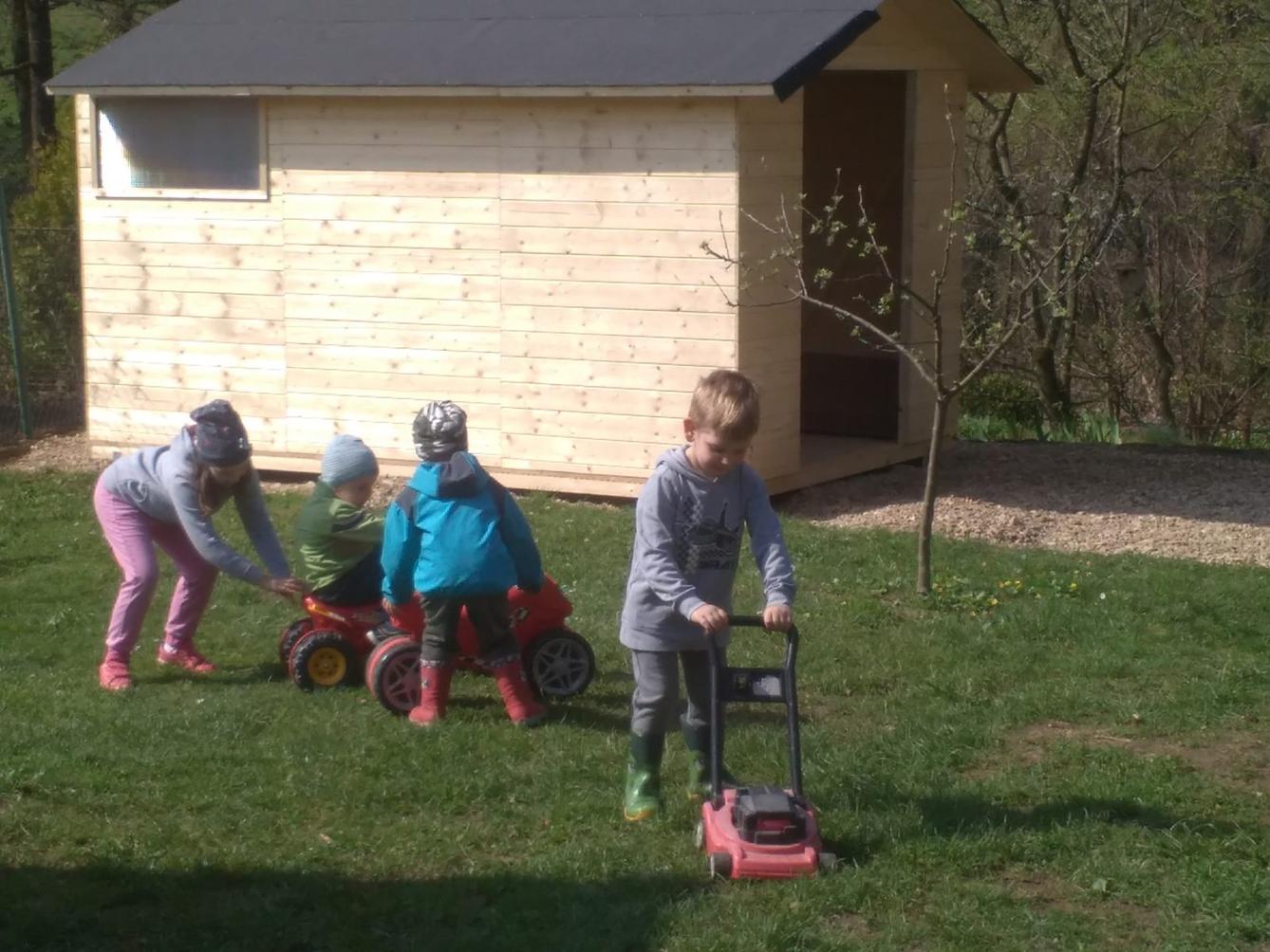 "Konečně na zahradě" - 5