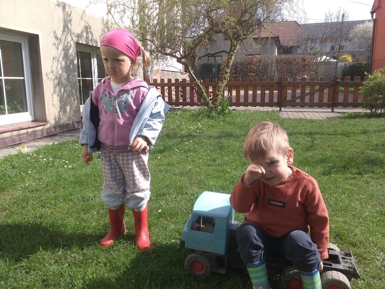 "Konečně na zahradě" - 25