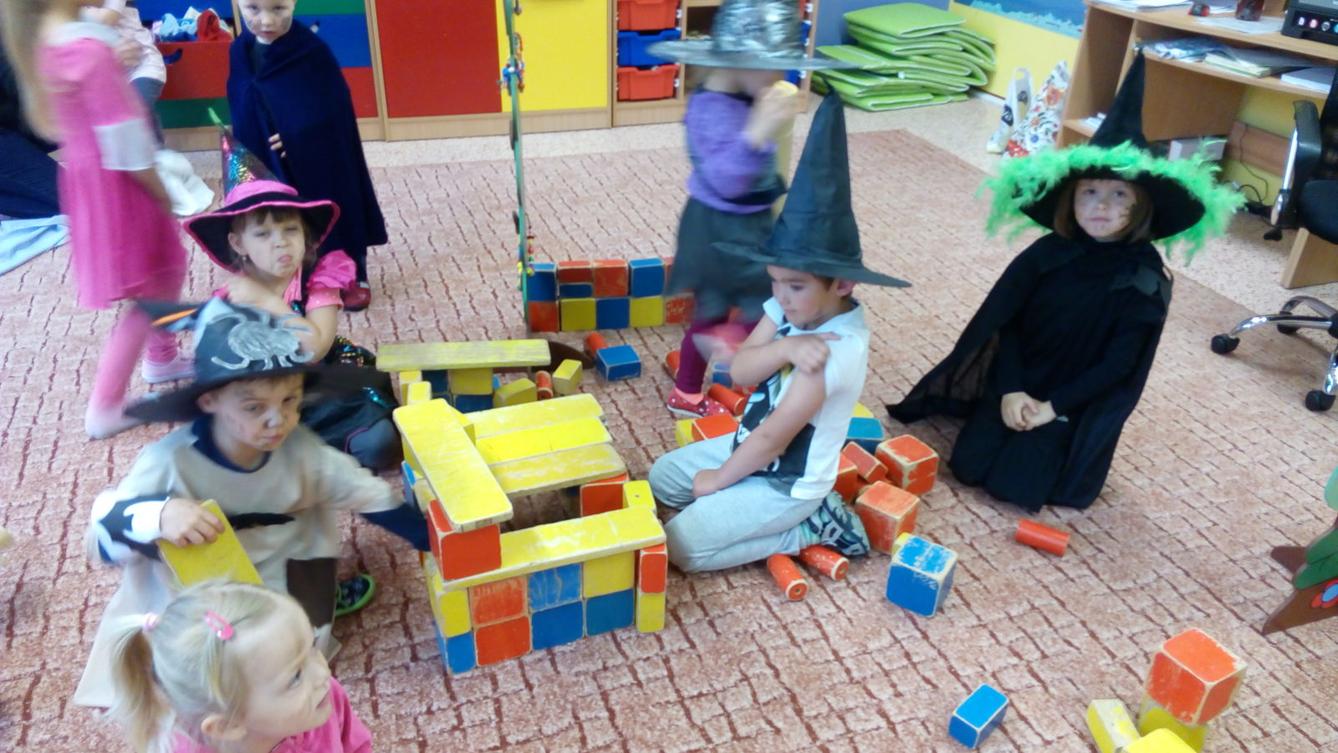 ČARODĚJNICKÉ DOPOLEDNE V MŠ - 17
