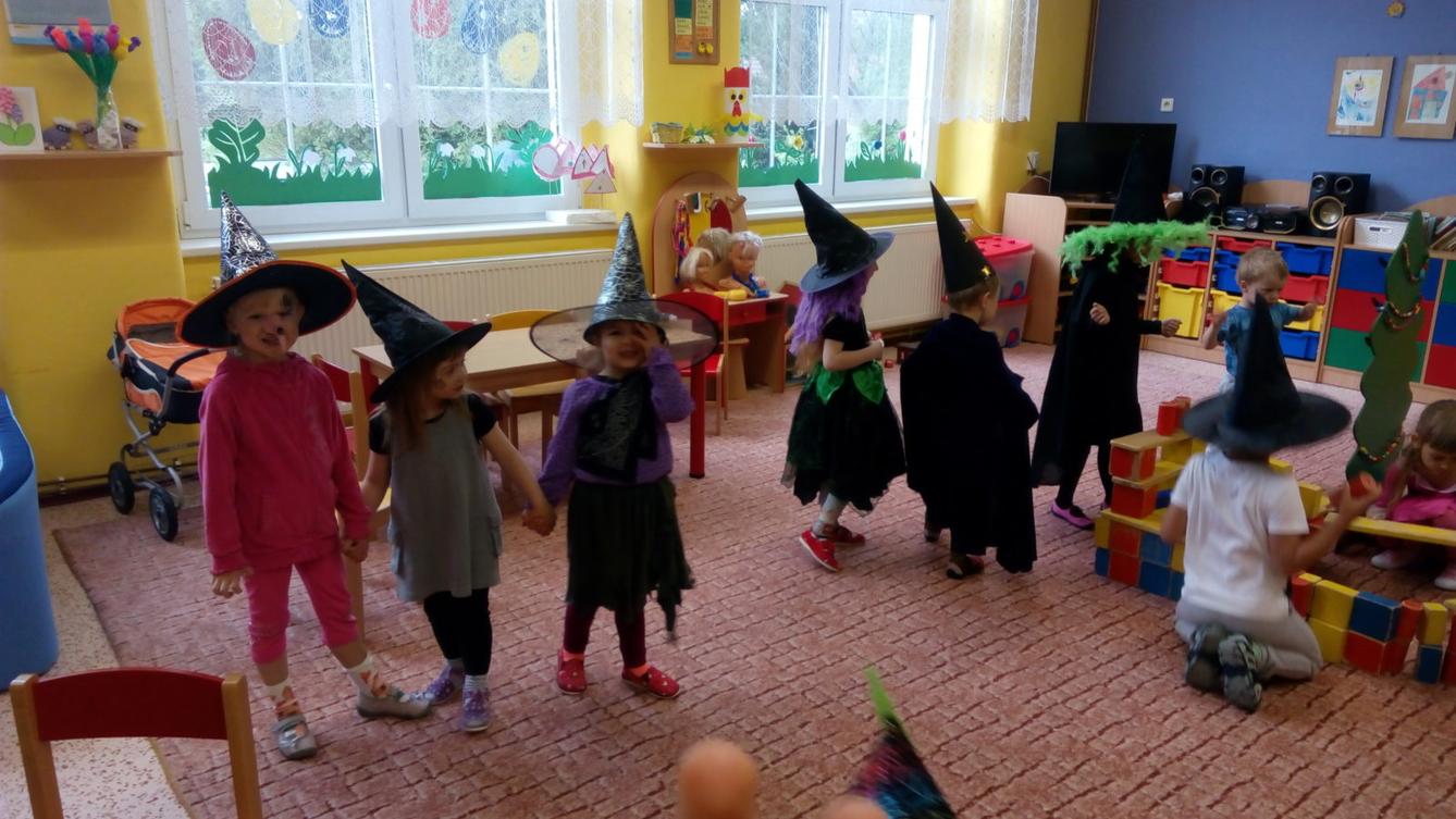 ČARODĚJNICKÉ DOPOLEDNE V MŠ - 21