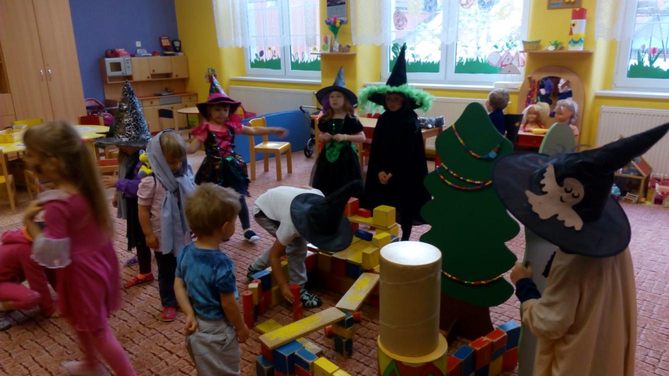 ČARODĚJNICKÉ DOPOLEDNE V MŠ - 23