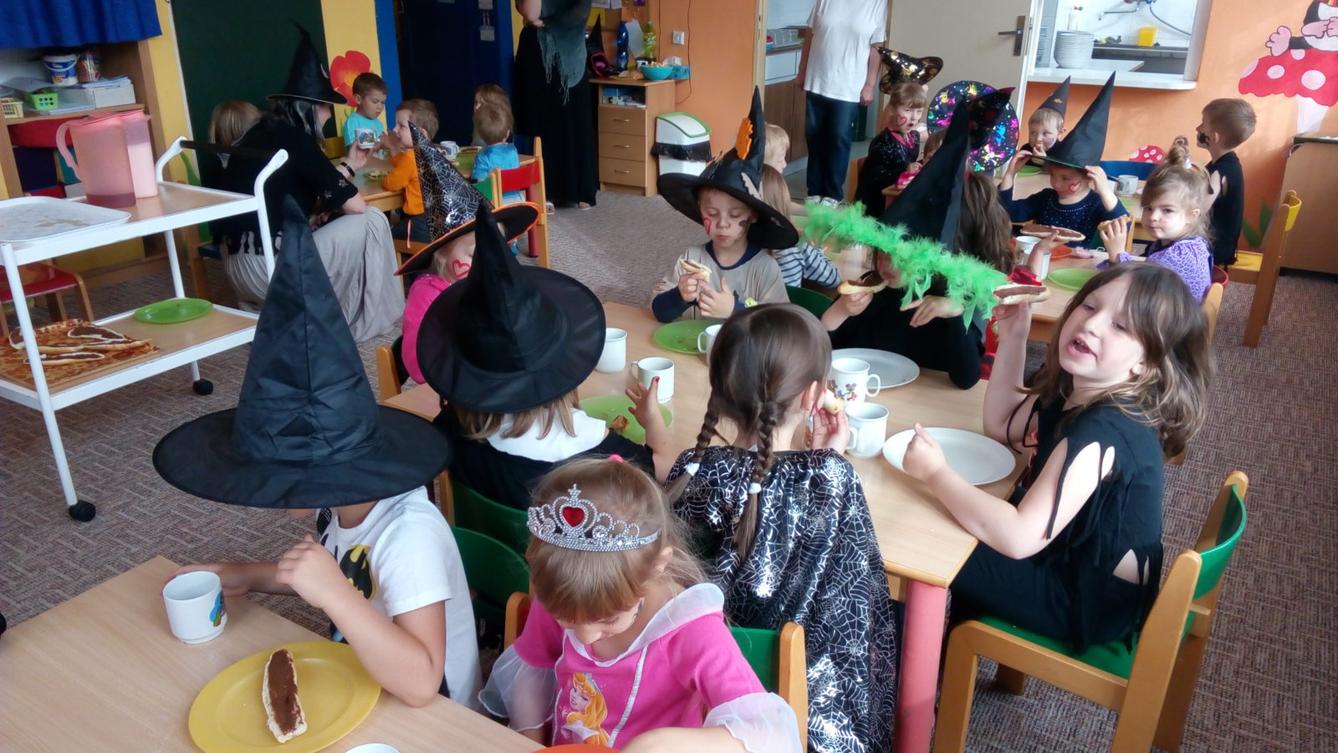 ČARODĚJNICKÉ DOPOLEDNE V MŠ - 37