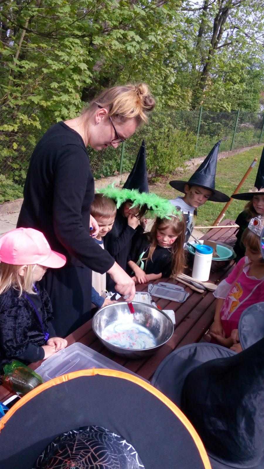 ČARODĚJNICKÉ DOPOLEDNE V MŠ - 69
