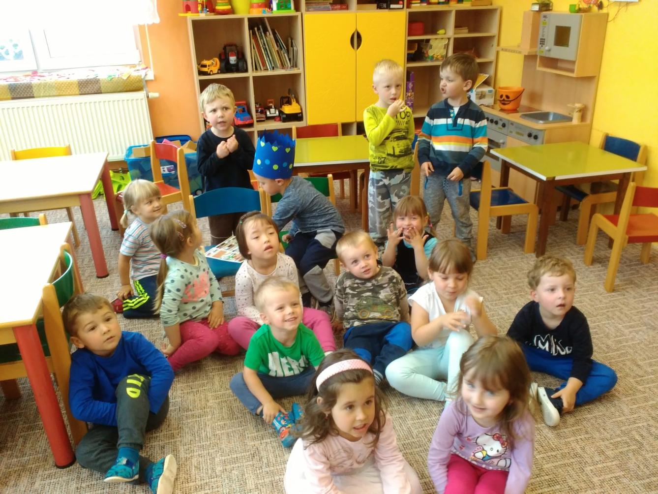 Broučci slaví: Štěpánek Š. měl narozeniny - 10