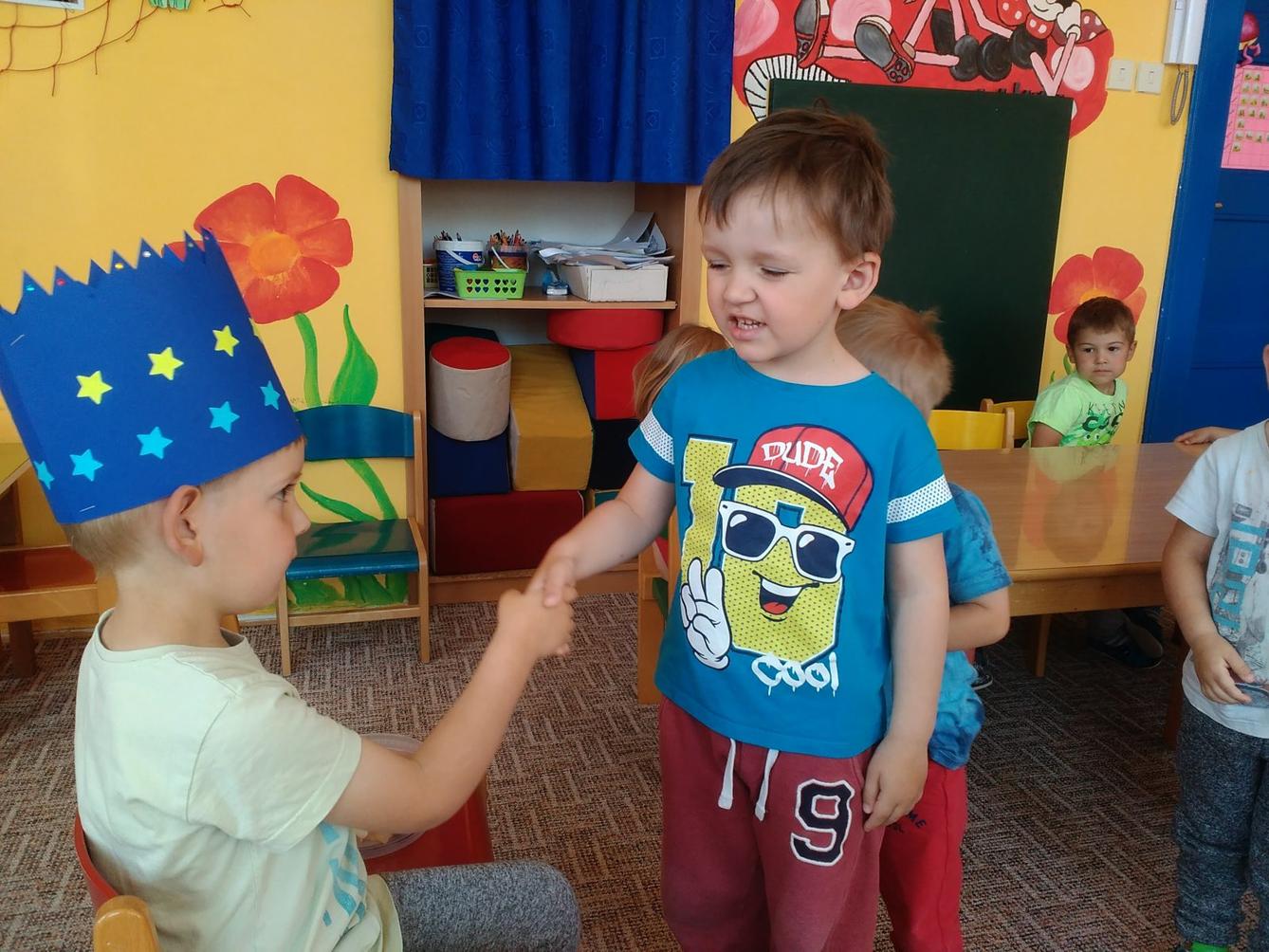 Broučci slaví: Kubík měl narozeniny - 6