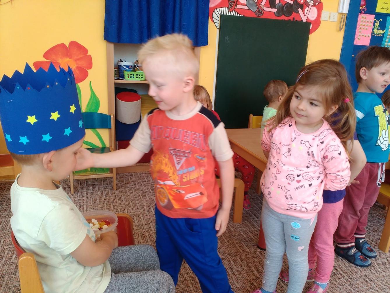 Broučci slaví: Kubík měl narozeniny - 10