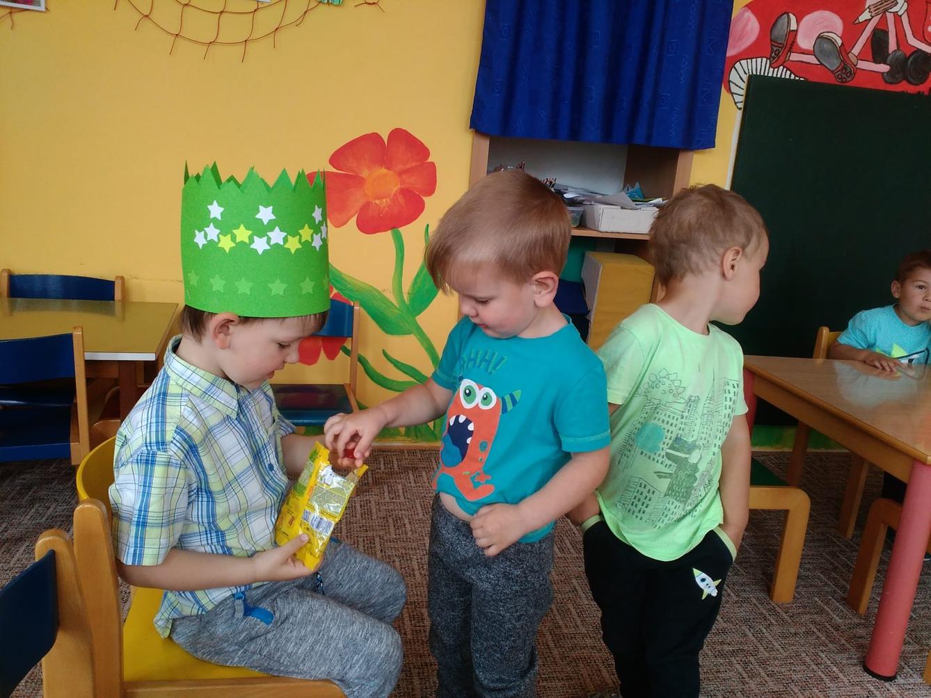 Broučci slaví: Štěpánek V. měl narozeniny - 12