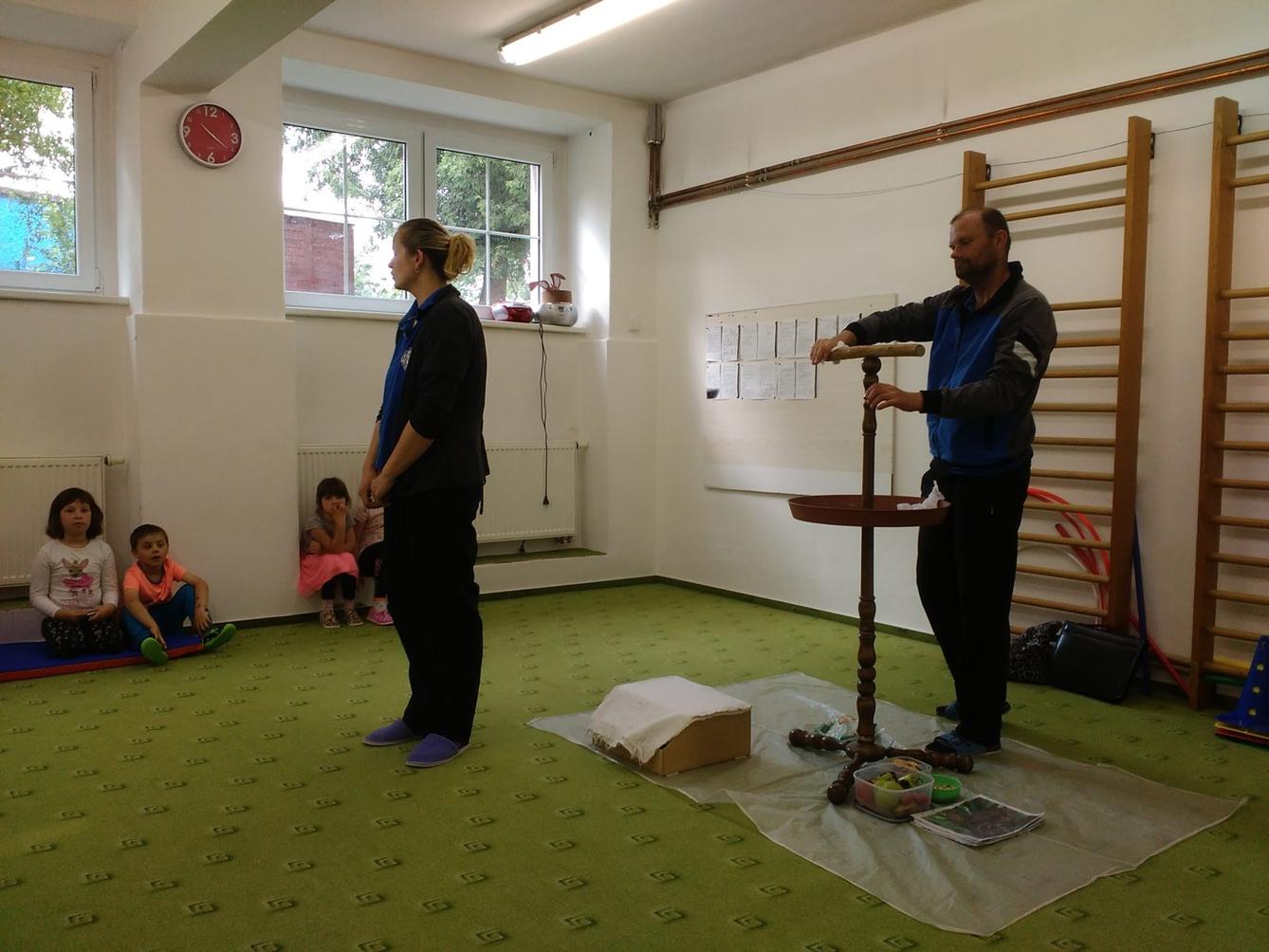 Papoušci ve školce - 4