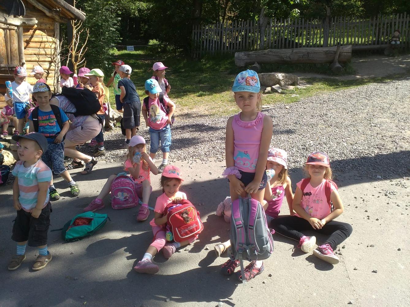Výlet do "Pohádkové vesničky" I. - 9