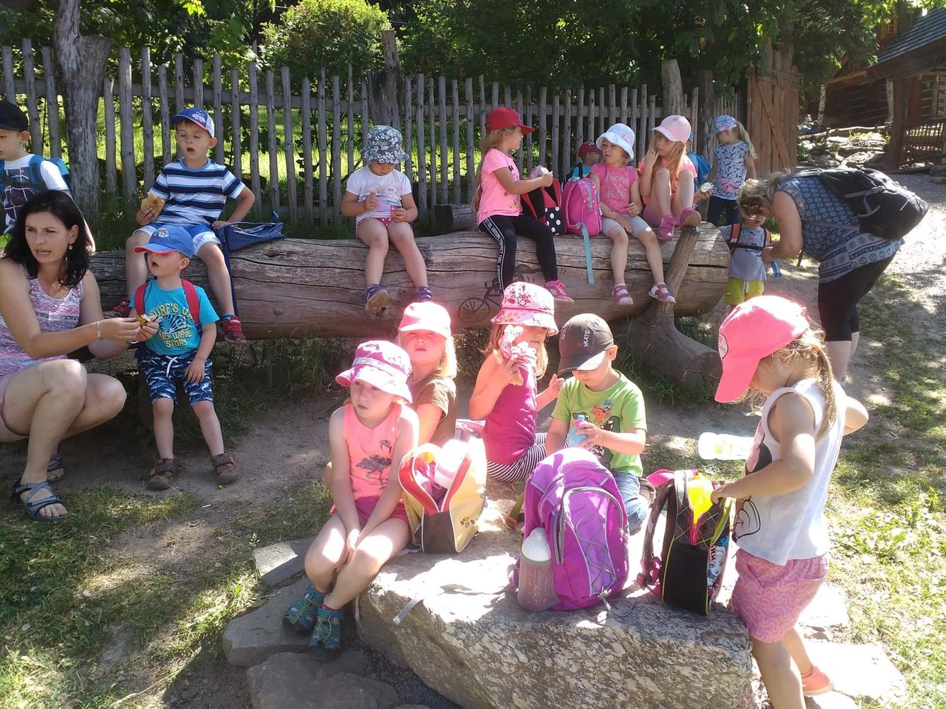 Výlet do "Pohádkové vesničky" I. - 19