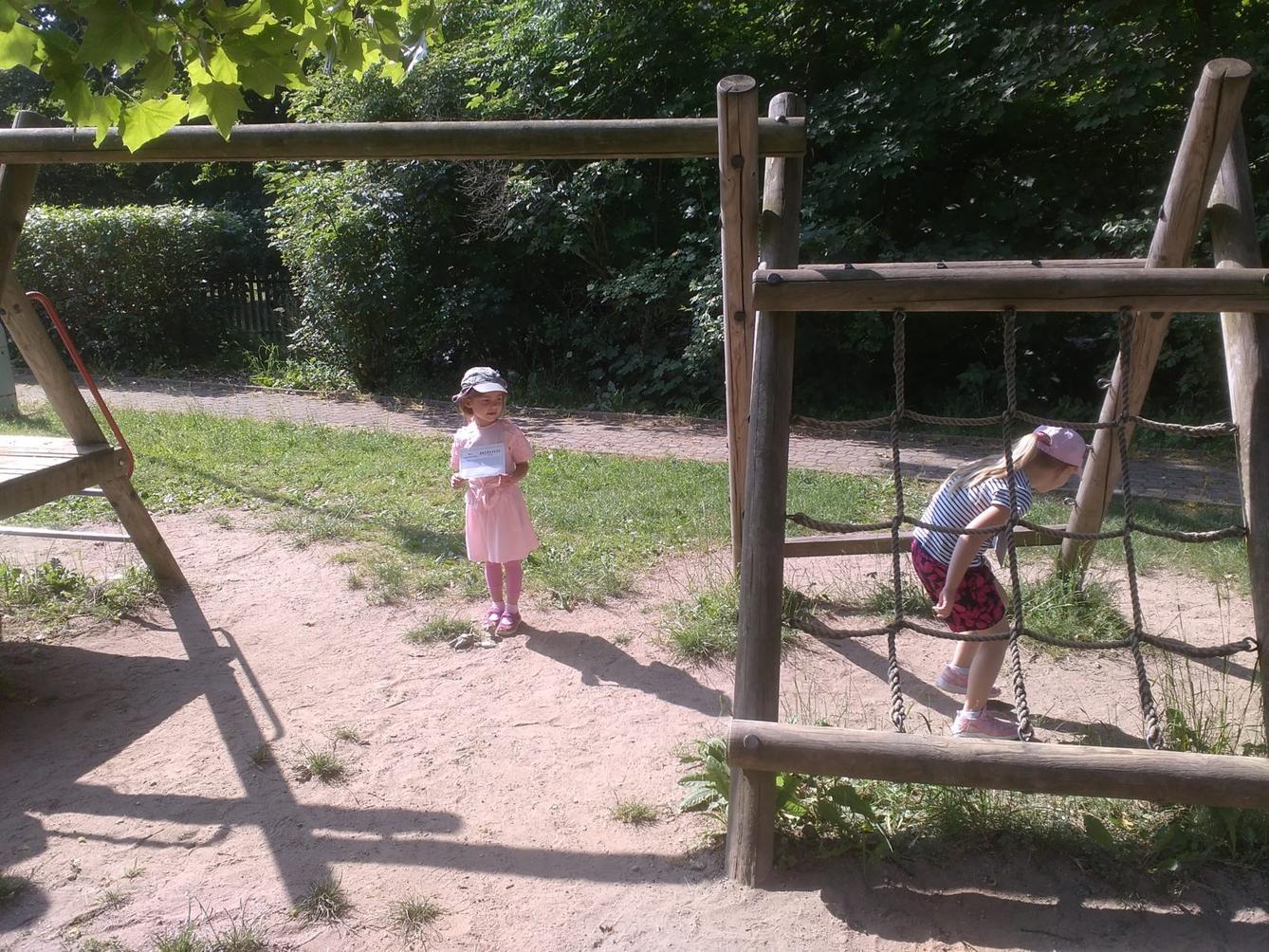 Návštěva předškoláků u deváťáků ve škole - 4