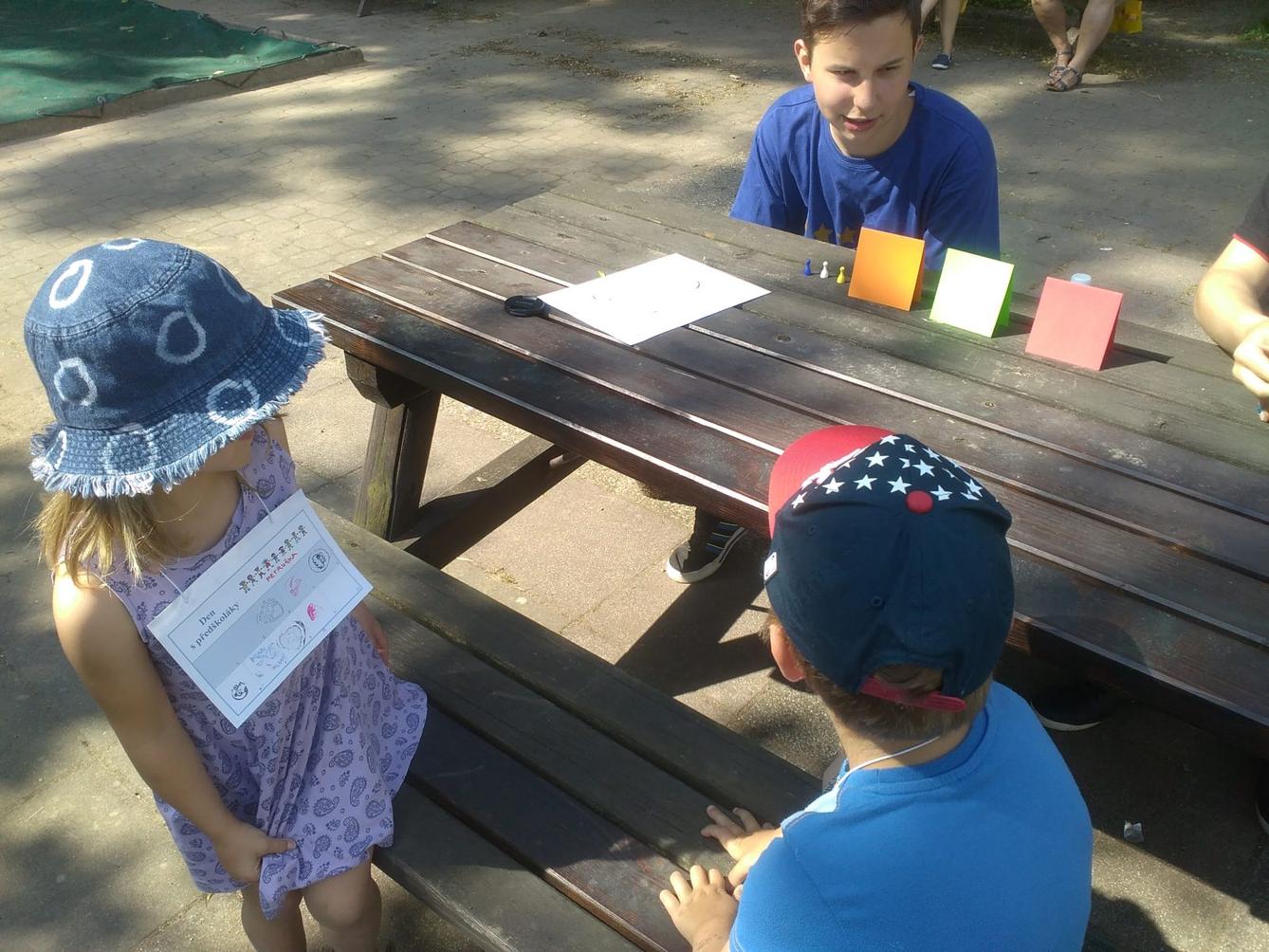 Návštěva předškoláků u deváťáků ve škole - 30