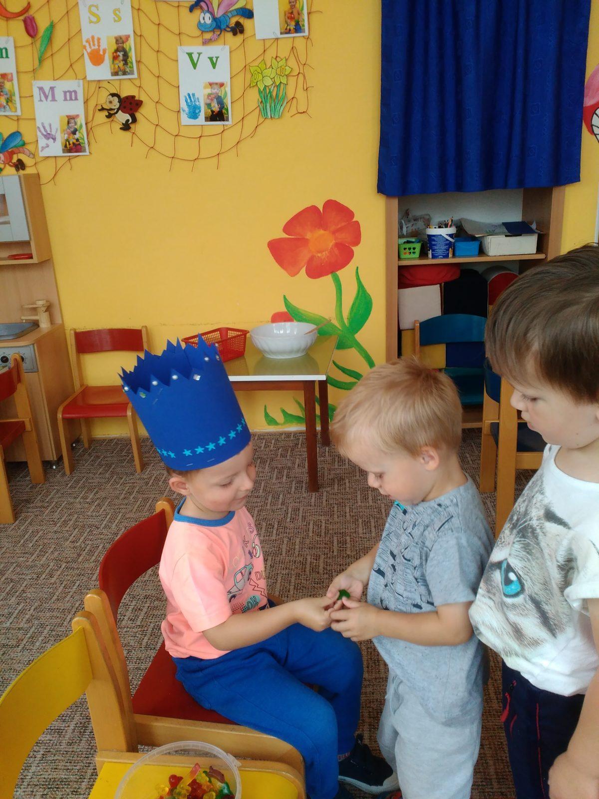 Broučci slaví: Matýsek měl narozeniny - 4