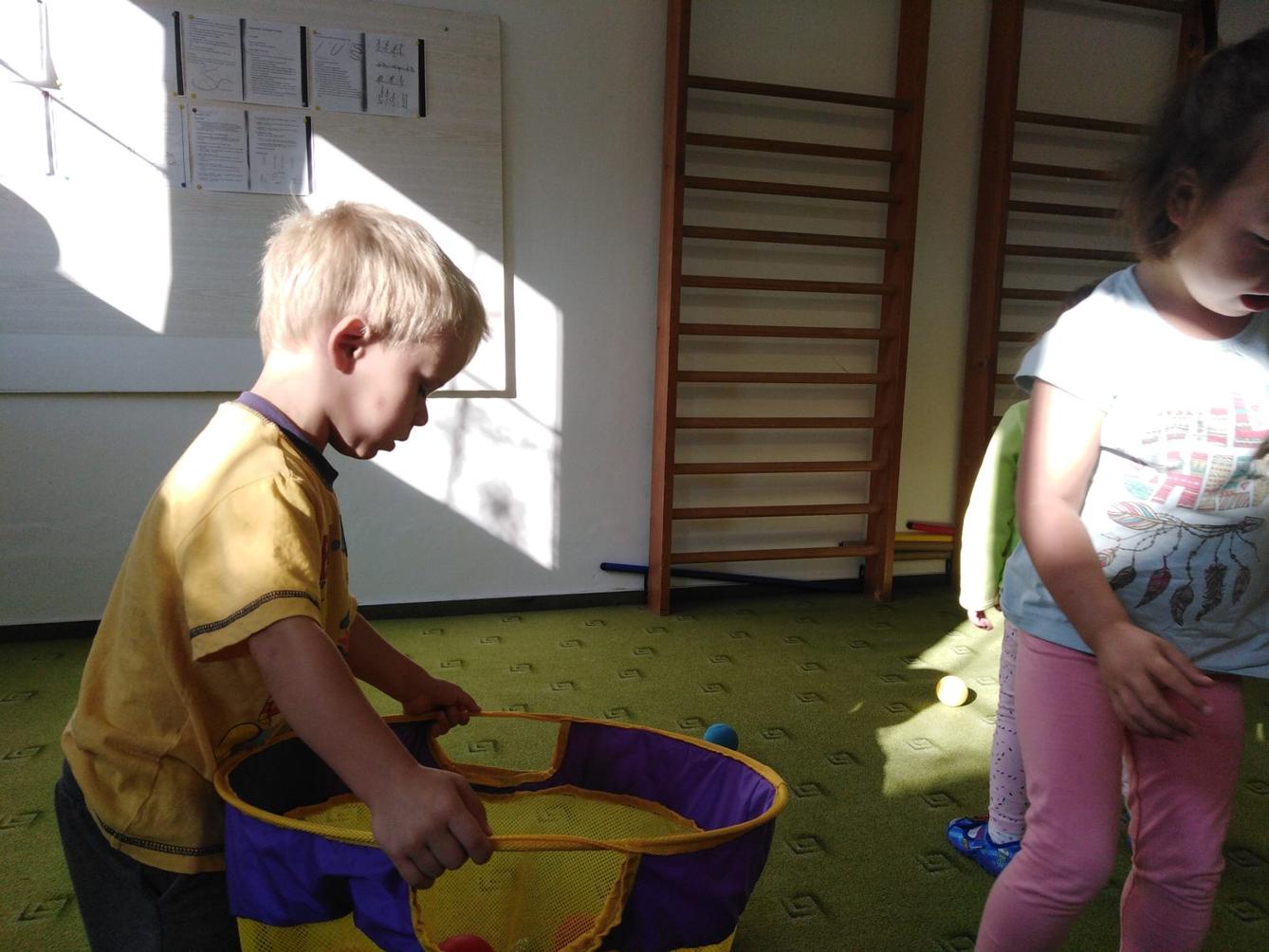 Broučci, hrajeme si a cvičíme - 1