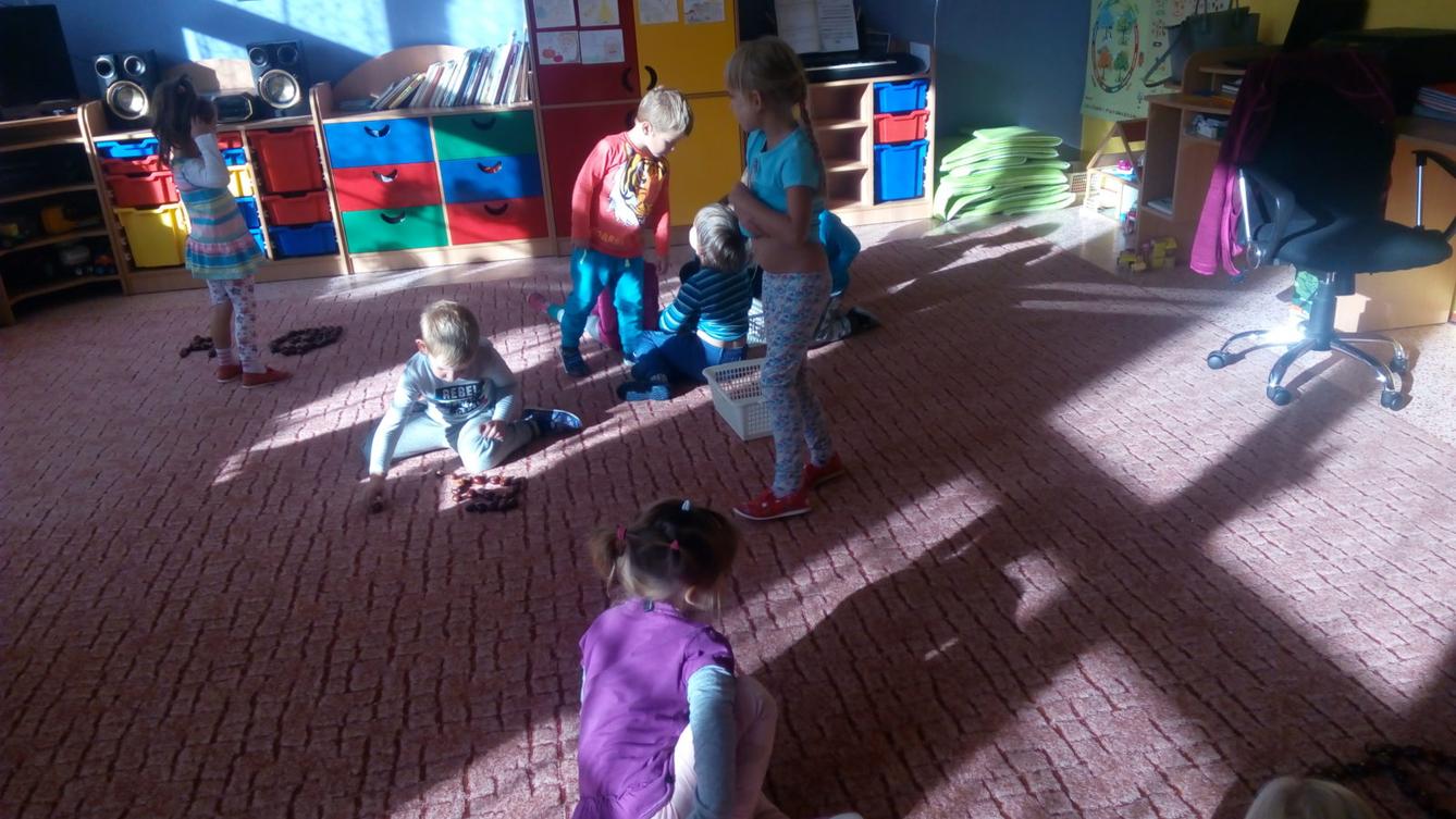 podzim u Klokánků I.- malujeme, tvoříme, hrajeme si - 8