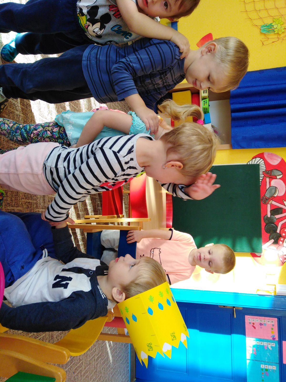 Broučci slaví: Matyášek měl narozeniny - 10