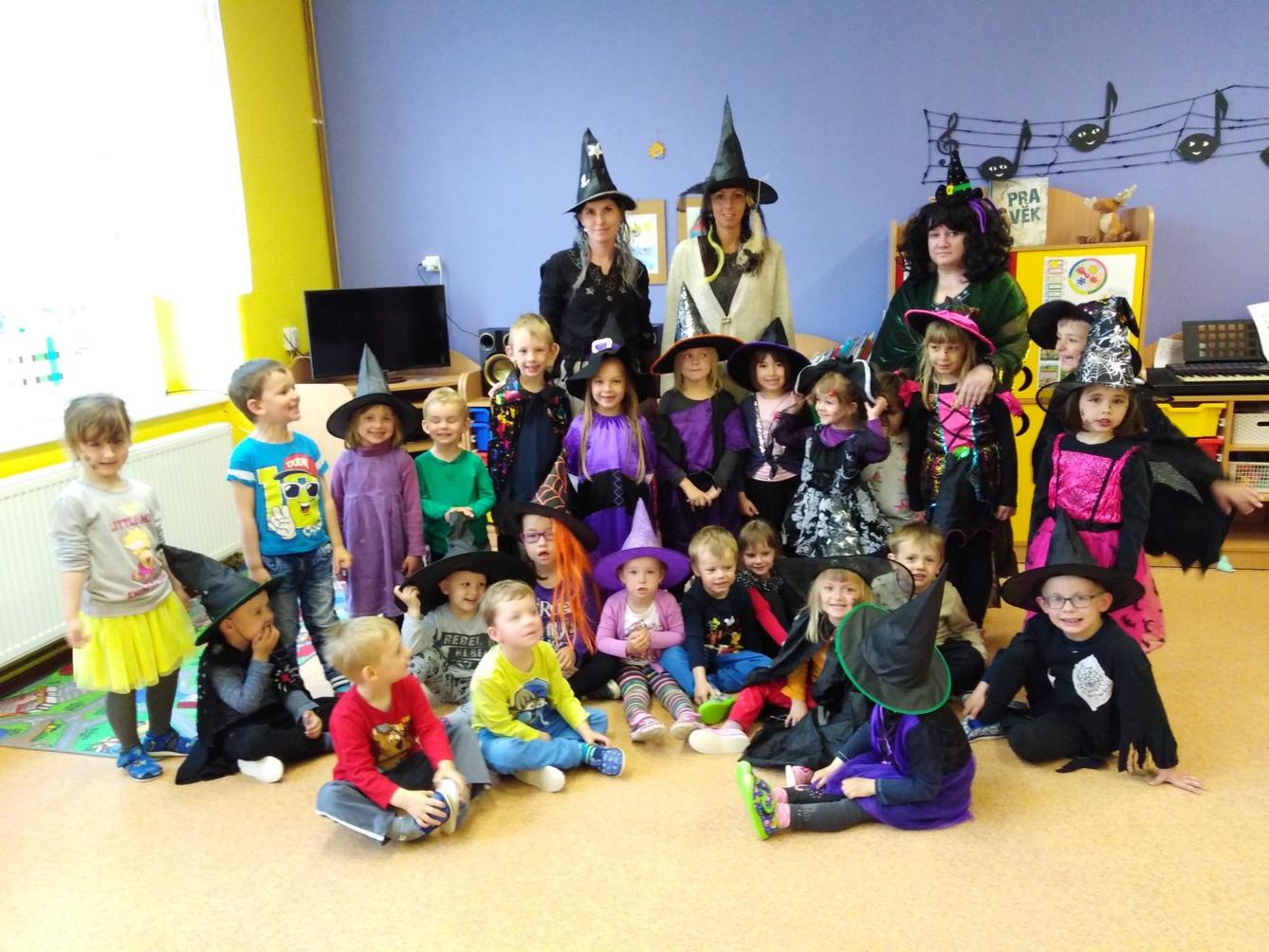 ČARODĚJNICKÉ DOPOLEDNE II. - 23