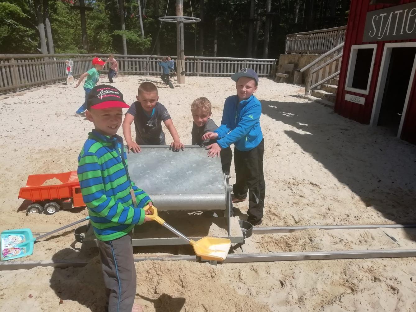 Výlet třeťáků na Dolní Moravu - 35