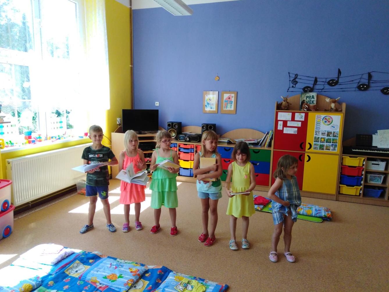 Ohlédnutí za minulým školím rokem (rozloučení s předškoláky) - 7