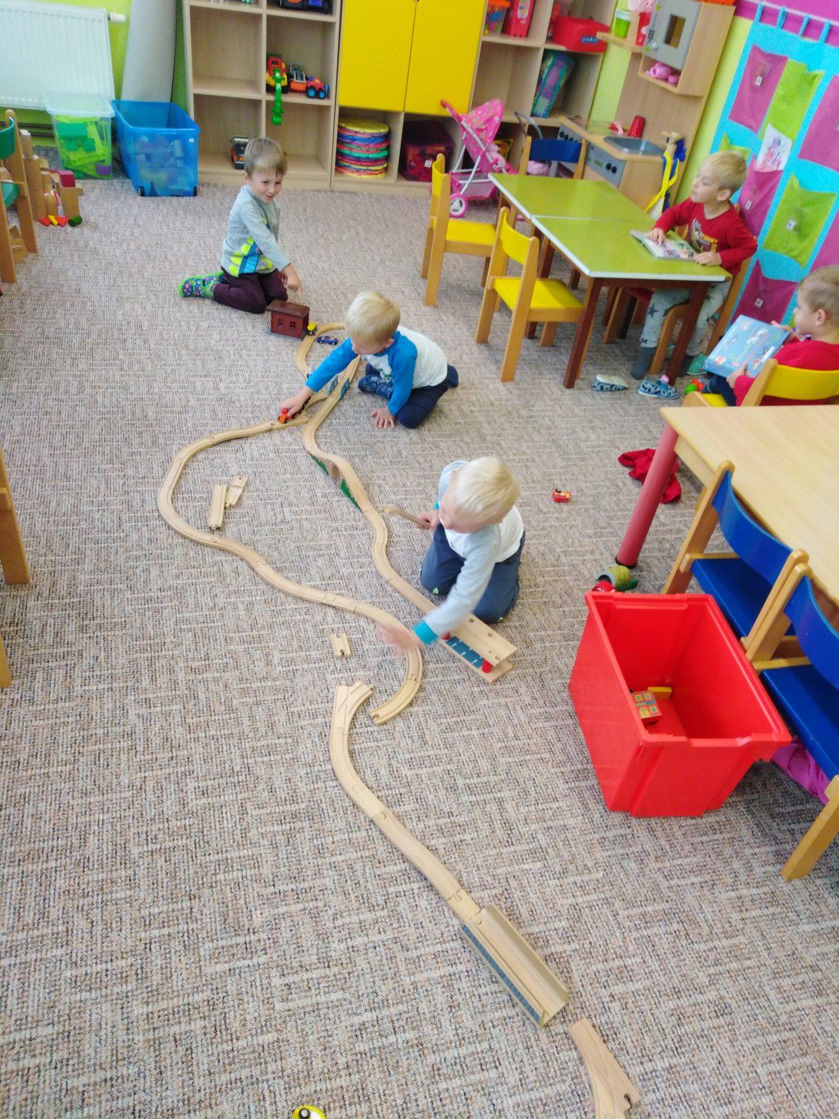 Broučci: "Hrajeme si, hrajeme" - 1