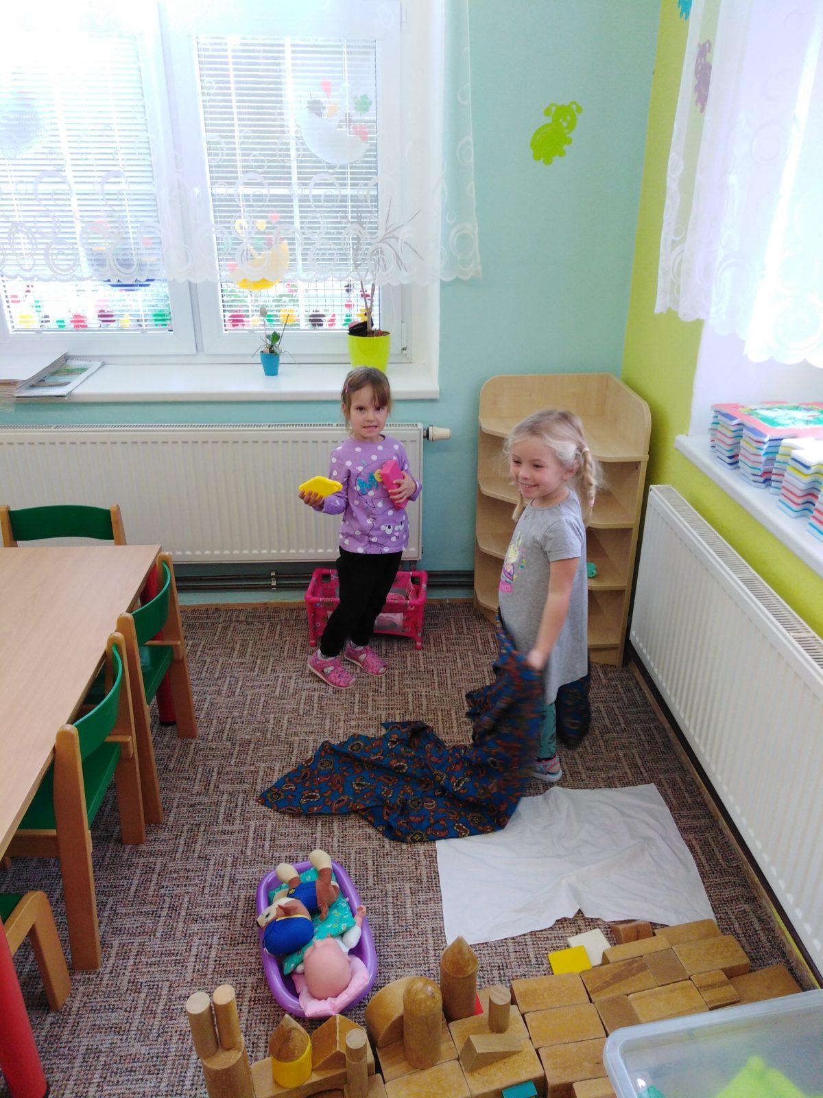 Broučci: "Hrajeme si, hrajeme" - 4