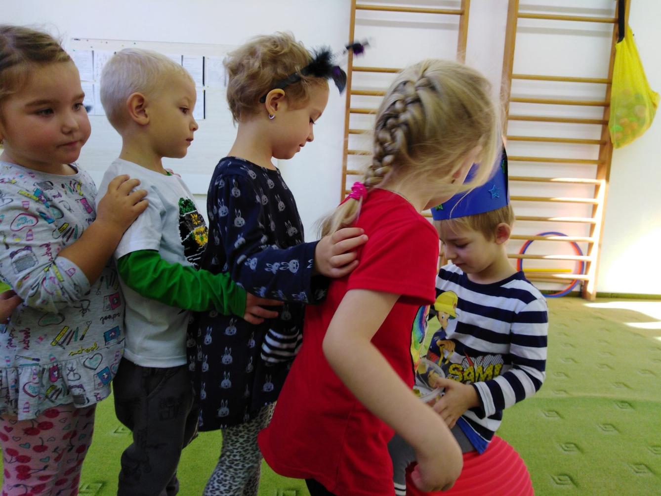 Broučci slaví: Štěpánek měl narozeniny - 12