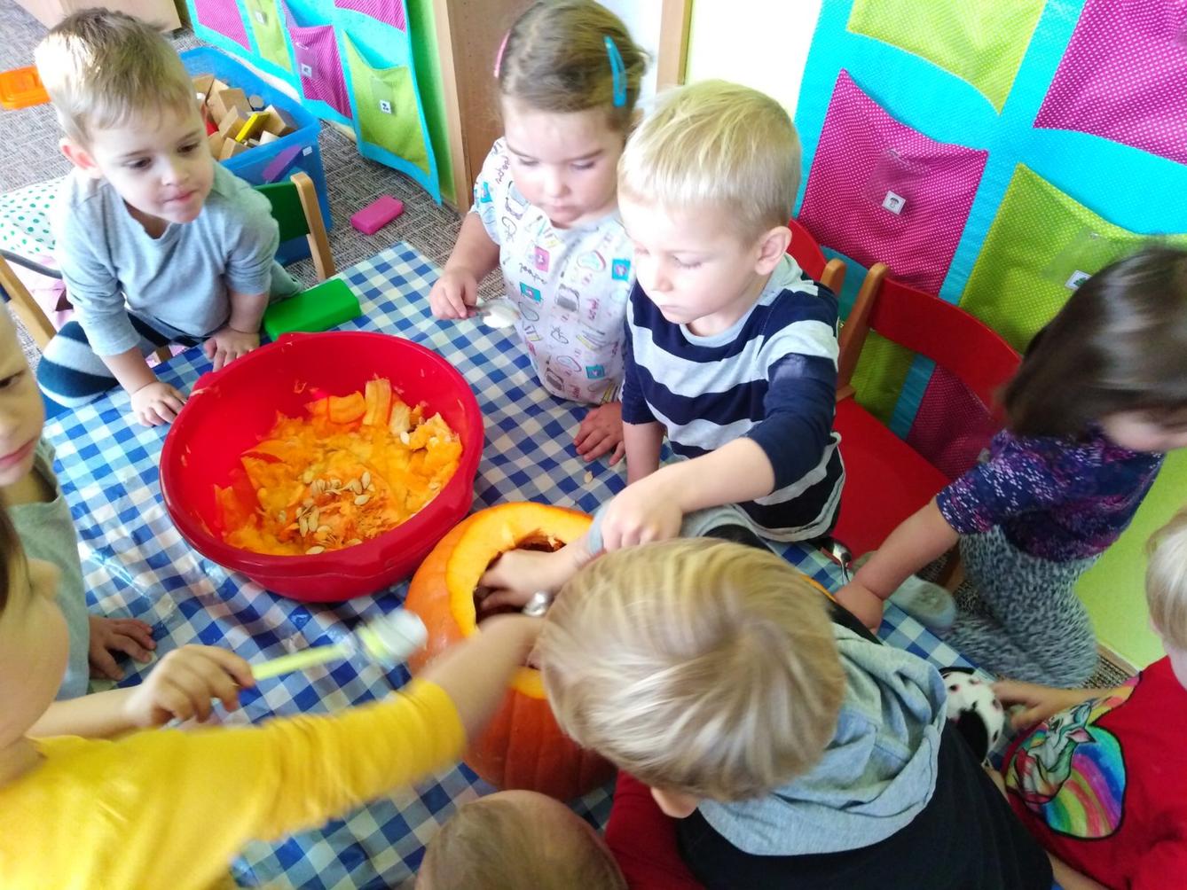 Broučci: "Dýňohrátky" - 7