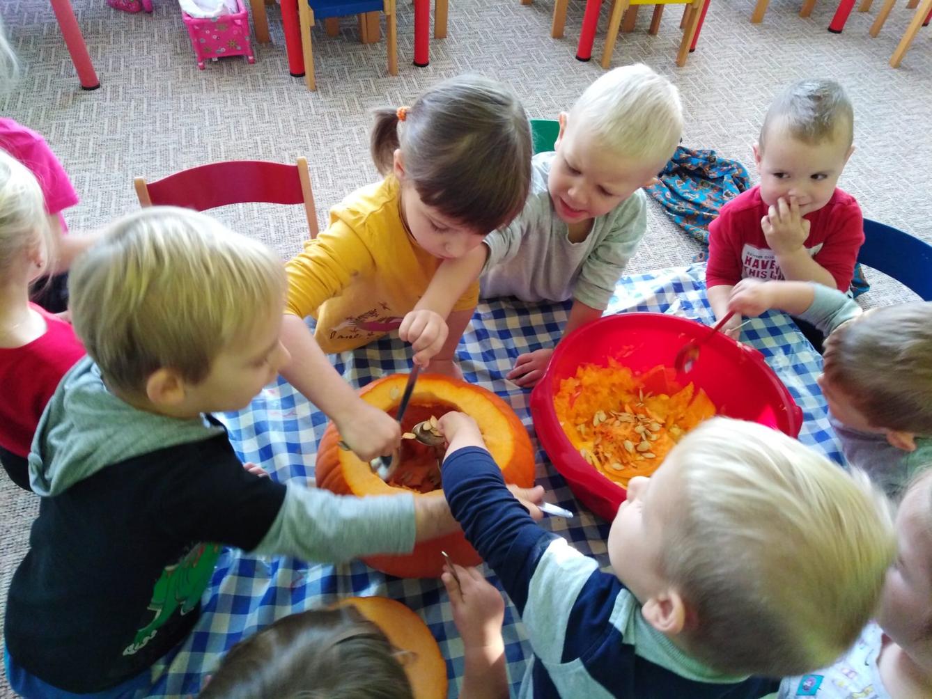 Broučci: "Dýňohrátky" - 9