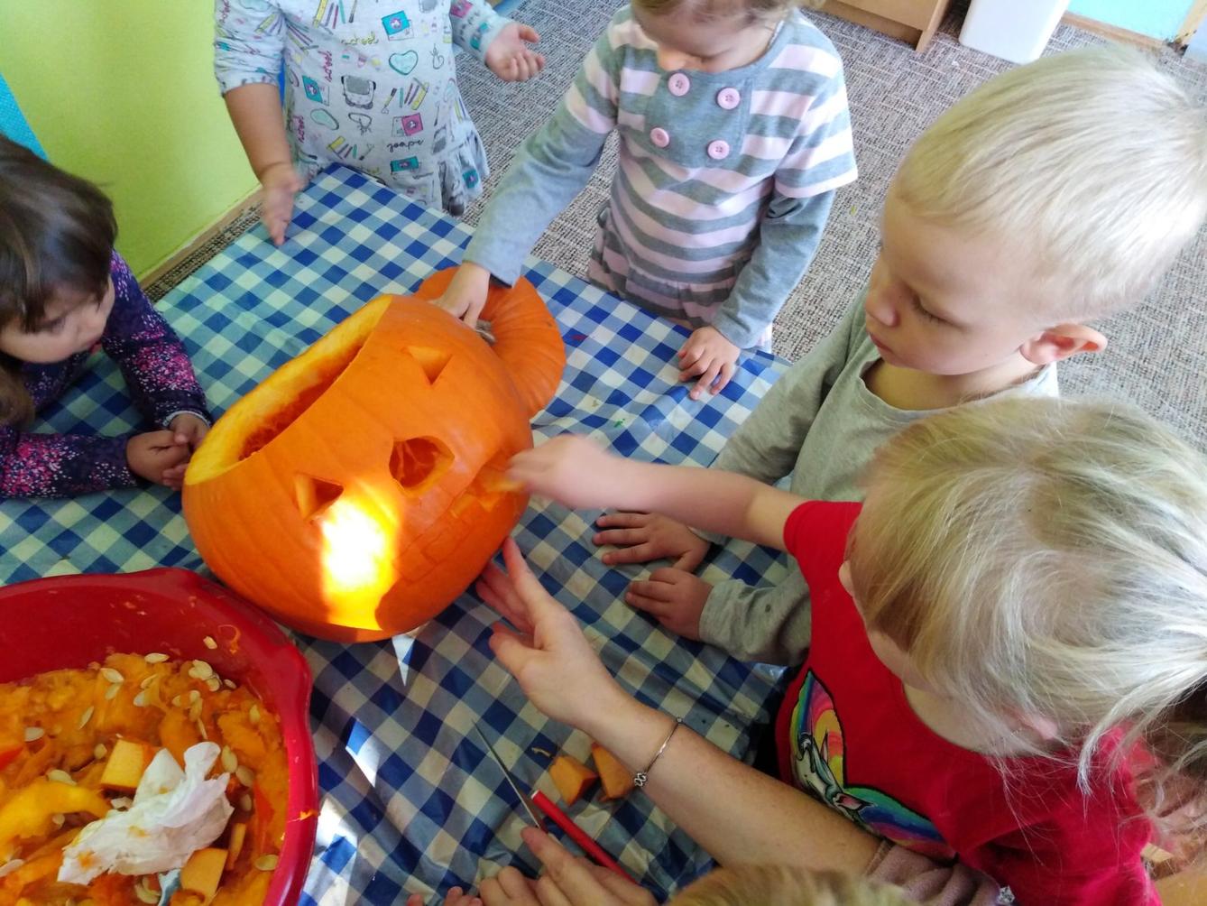 Broučci: "Dýňohrátky" - 18